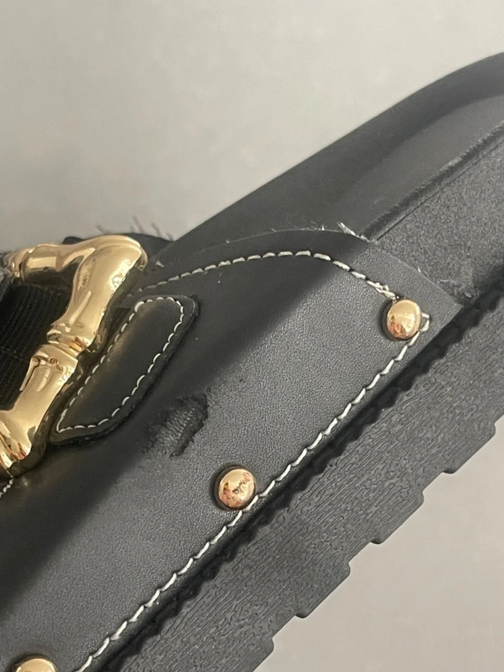 Indigo Rd. Women’s 5.5 Black Double Buckle Slide Sandals Gold Tone Metal